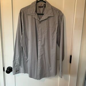 Pick any 4 of any $6 men’s button-down for $18!! 
Very lightly worn.